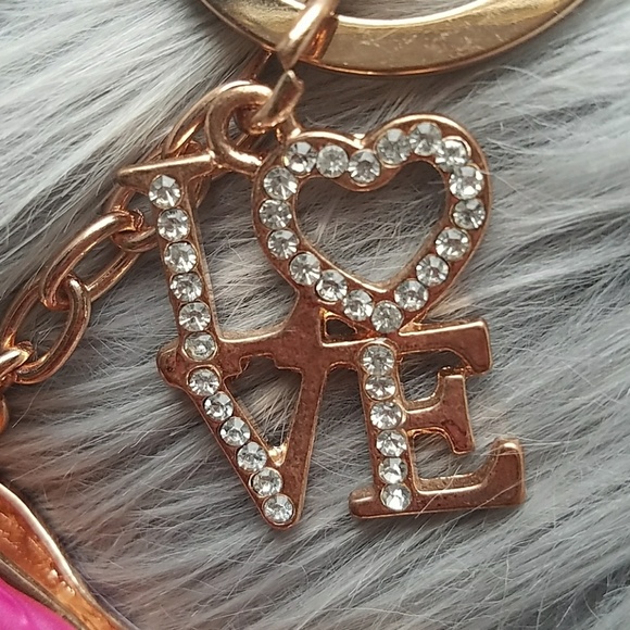 Girly Key Chain 💕💕 - Picture 3 of 6